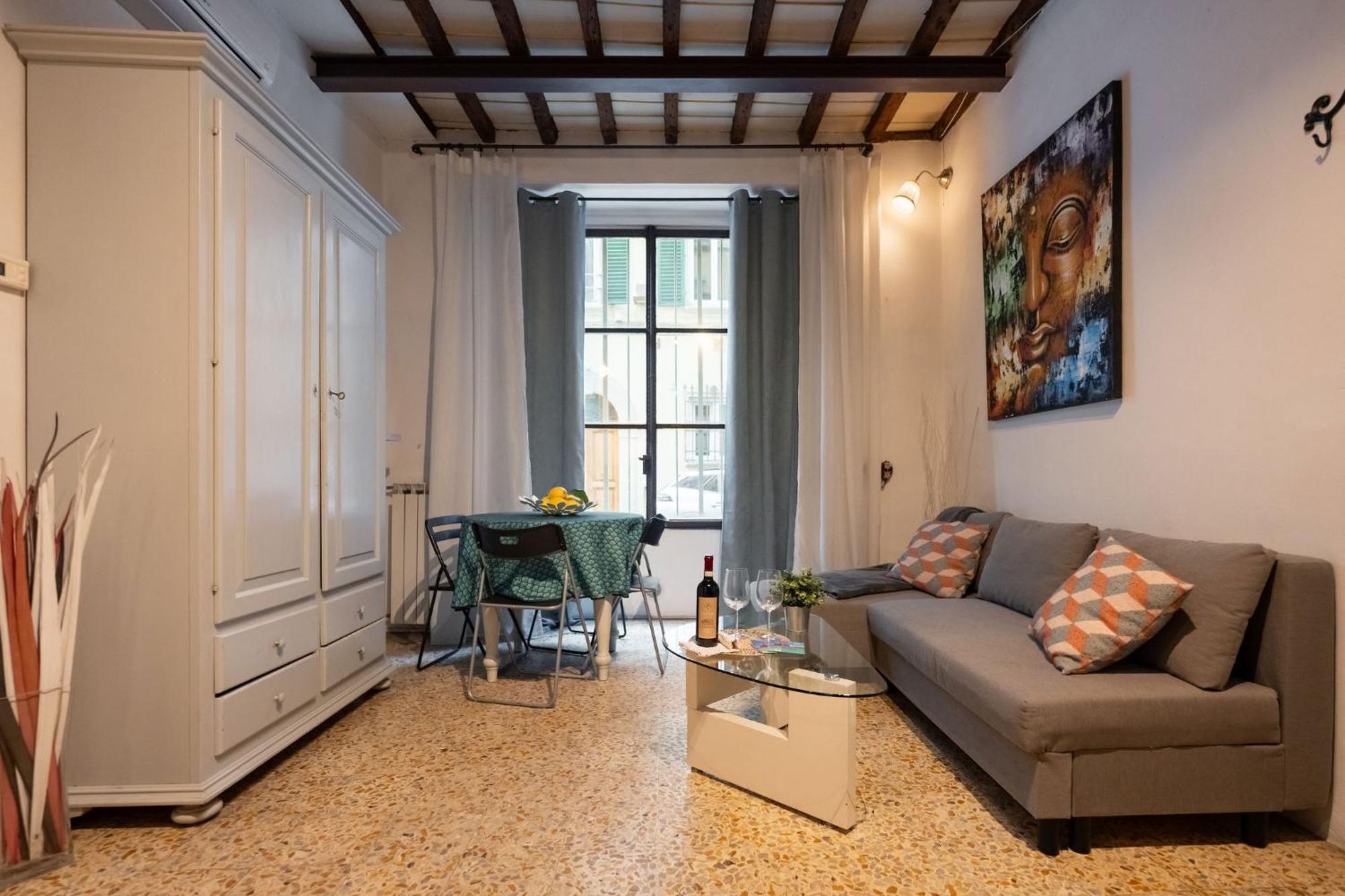 F1 - Santa Croce One Bedroom Apartment For Couples Florence Exterior photo